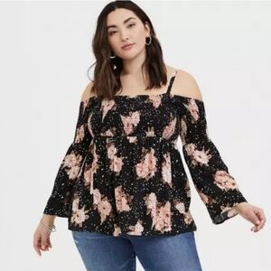 Torrid Challis Cold Shoulder Blouse Size 2 Black Floral